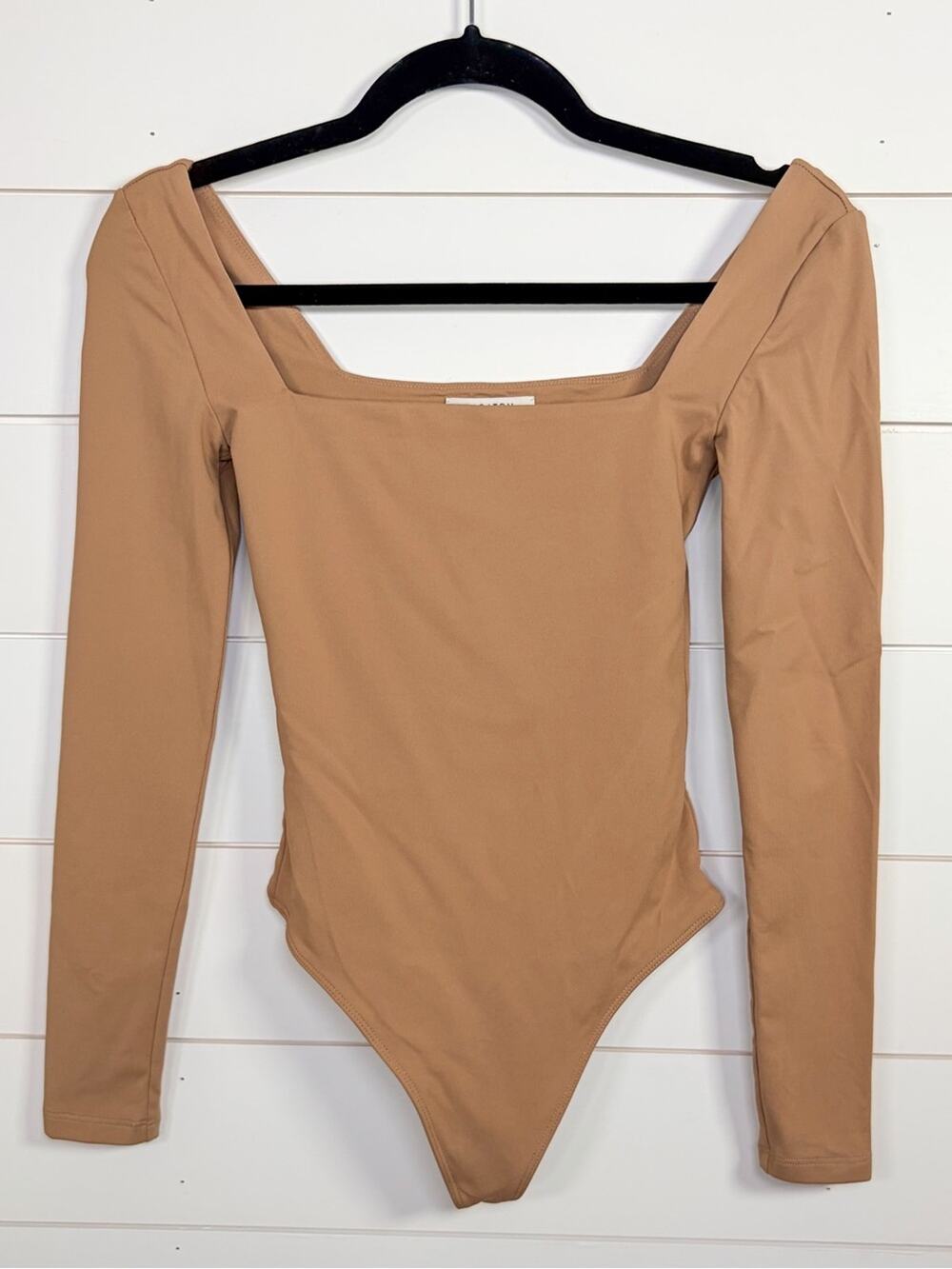 Aritzia Babaton Tan Square Neck Long Sleeve Stretch Bodysuit, EUC, Size XS